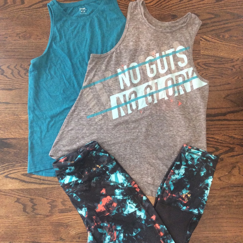Old Navy workout bundle. Size M.